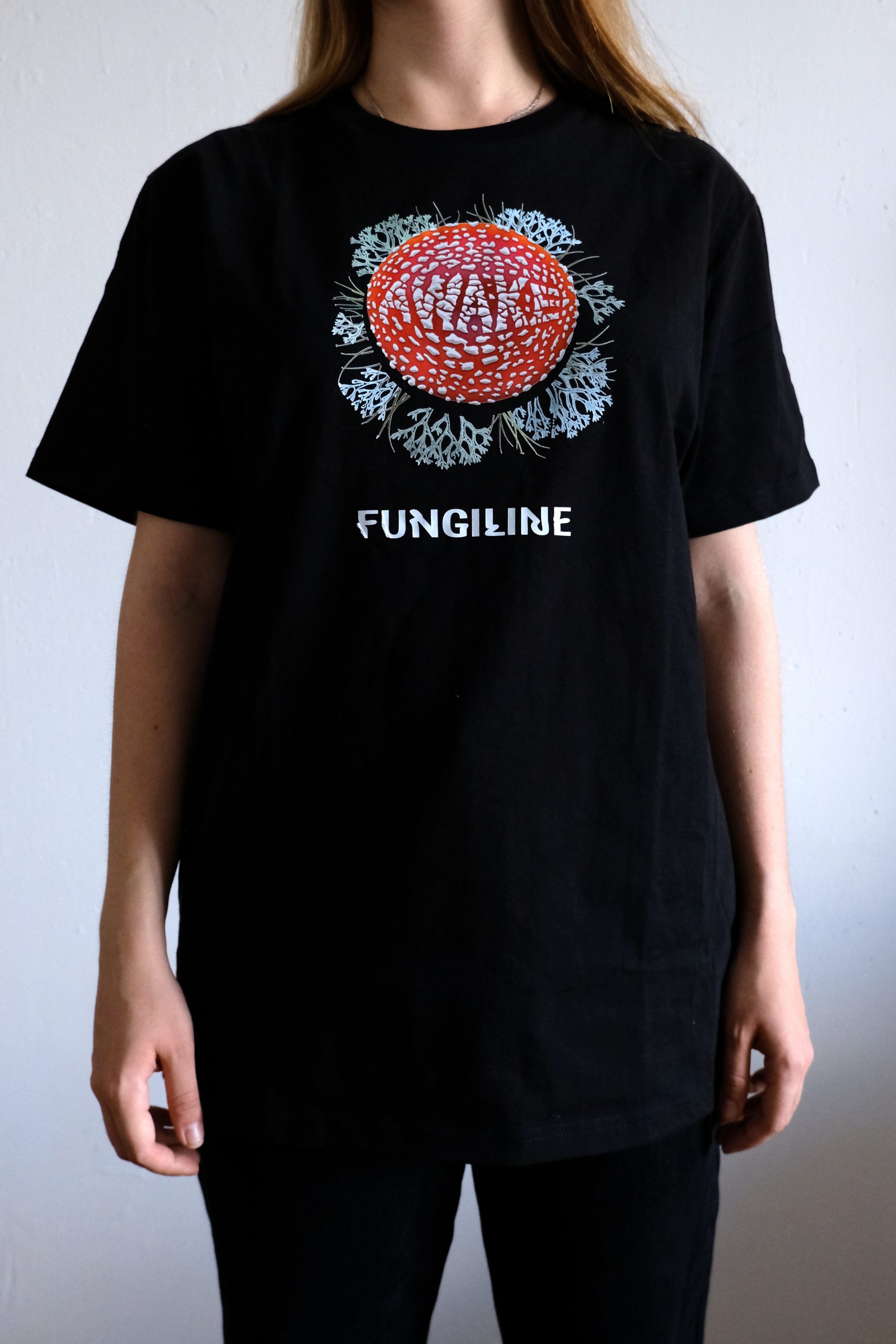 fungi_tshirt_1-scaled-1.jpg Футболка «Awake» • Грибной мерч — изображение 1